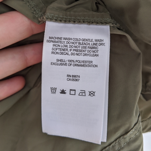 🌿MOUNTAIN HARDWEAR JACKET🌿 - Picture 11 of 11